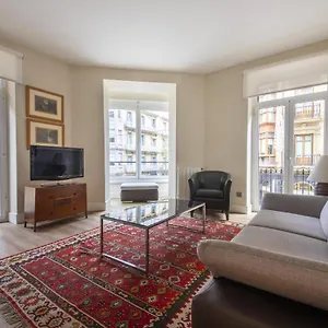  Apartamento Urbieta Korner - Local Rentss